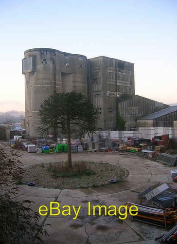 Photo 6x4 silo - 6x4, cement